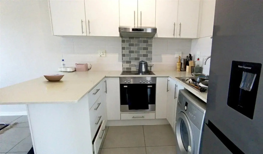 2 Bedroom Property for Sale in Table View Western Cape